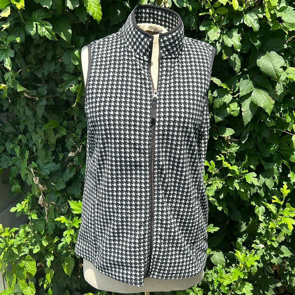 Basic Editions Women's Zip-Up Vest Size Large | Black & White Houndstooth 🌸